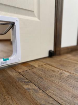 【point 2】
猫ちゃん用の
通り抜け穴など
工夫がいっぱい♪